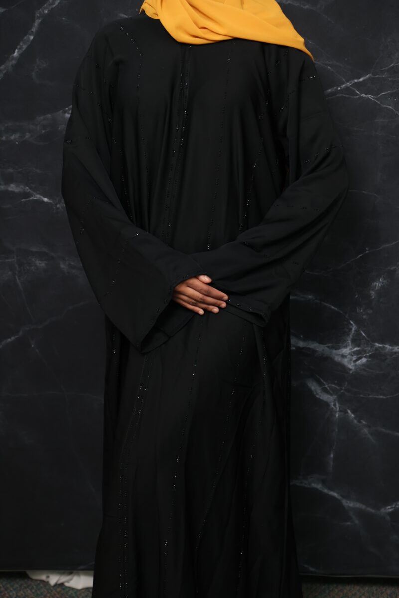 Chic Abaya by Noor